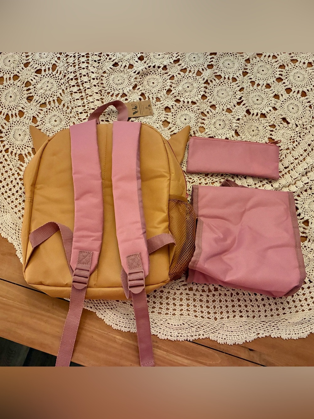 NWT Pokemon Eevee Kids Backpack Set - Backpack, Lunchbox & Pencil Pouch - Picture 4 of 9